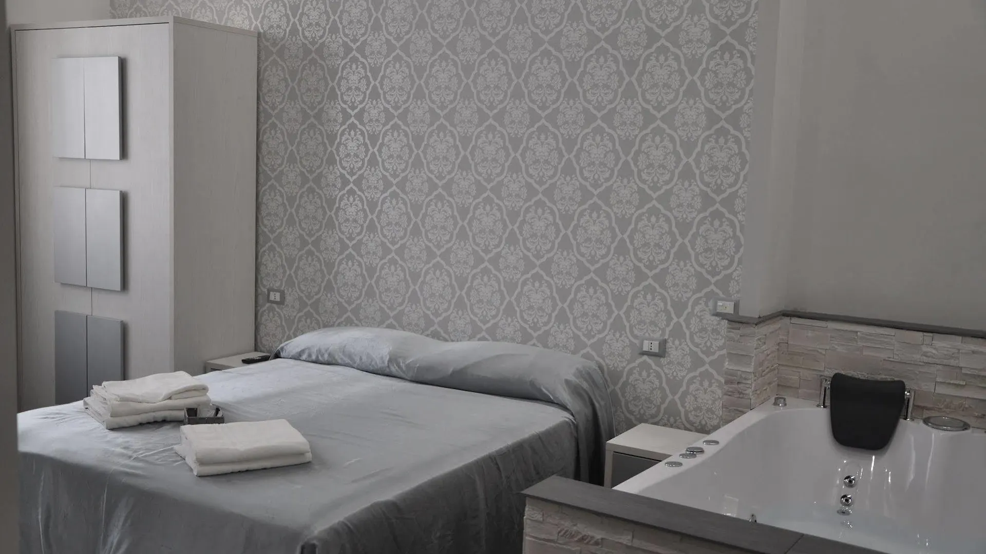 Imperial Suite Rome Hotel